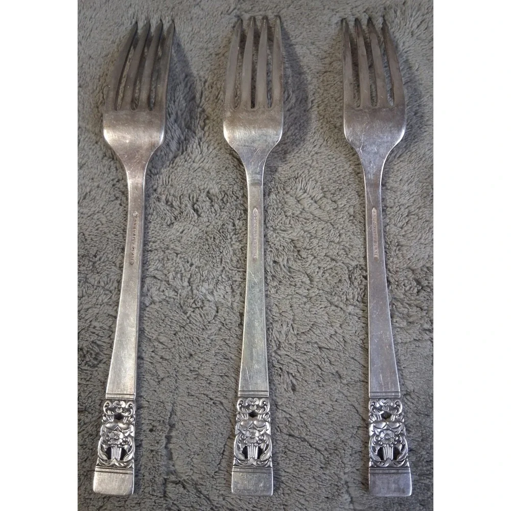 Lot of 3 Vintage Oneida Community Coronation Standard Dinner Forks 1936